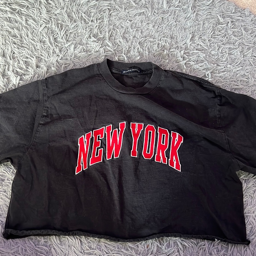 Cropped NYC t shirt